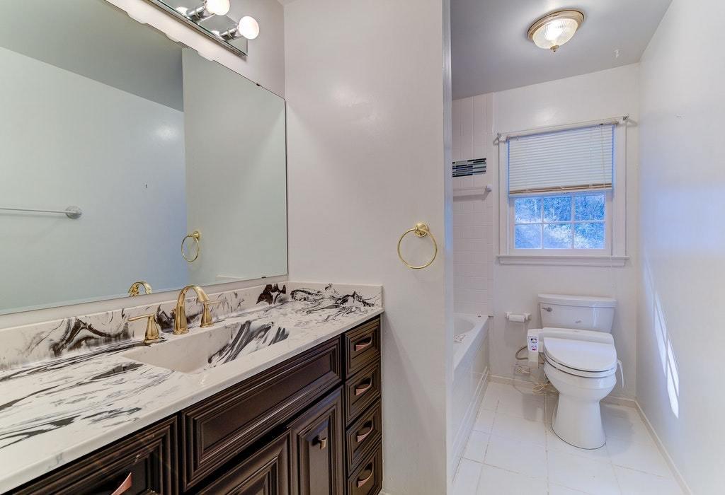 3718 Pinevale Road Roanoke, VA 24018 - Photo 22 of 38 wide_31-3718 Pinevale Rd-40-2_8331401