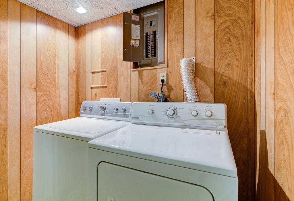 3718 Pinevale Road Roanoke, VA 24018 - Photo 28 of 38 wide_38-3718 Pinevale Rd-90-2_8331408