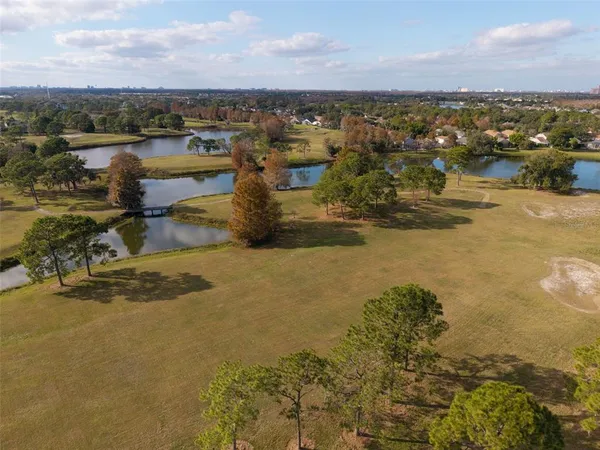 $2,100 | 13838 Fairway Island Drive, Unit 1436, Orlando, FL 32837