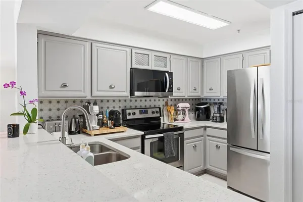 $2,100 | 13838 Fairway Island Drive, Unit 1436, Orlando, FL 32837