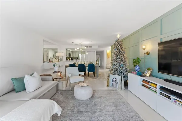 $2,100 | 13838 Fairway Island Drive, Unit 1436, Orlando, FL 32837