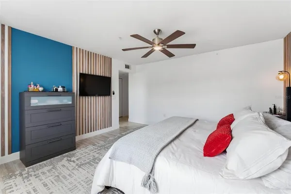 $2,100 | 13838 Fairway Island Drive, Unit 1436, Orlando, FL 32837