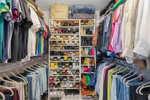 $2,100 | 13838 Fairway Island Drive, Unit 1436, Orlando, FL 32837