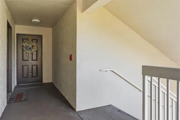 $2,100 | 13838 Fairway Island Drive, Unit 1436, Orlando, FL 32837