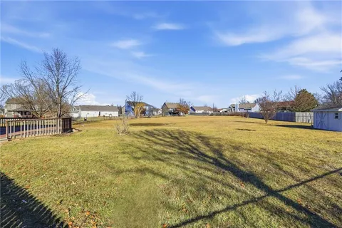 $345,000 | 430 West Skylark Circle, Gardner, KS 66030