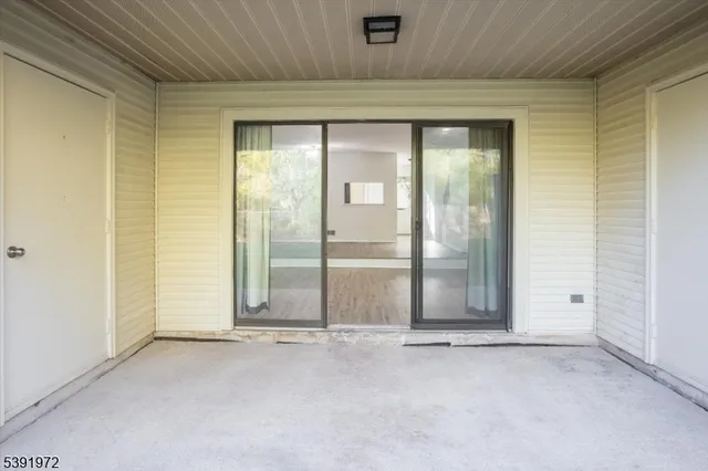 an empty room with window