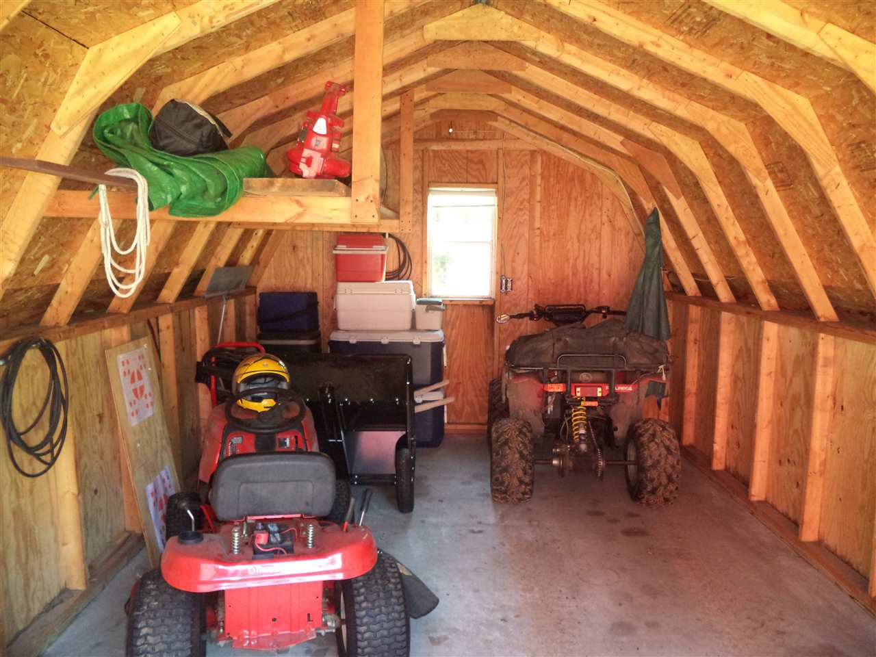 6112 Sabin Road Hale, MI 48739 - Photo 13 of 42 1857625-12.JPG