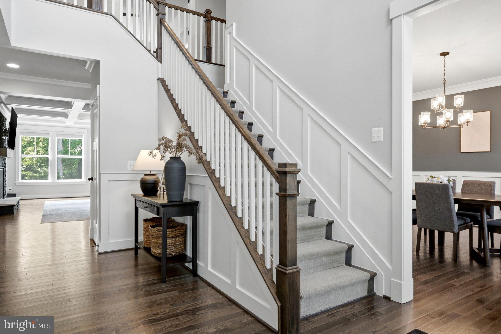4854 Point Road Warrenton, VA 20187 - Photo 35 of 113 Staircase