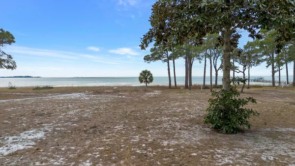 $2,500,000 | 4380 St Teresa Avenue, Sopchoppy, FL 32358