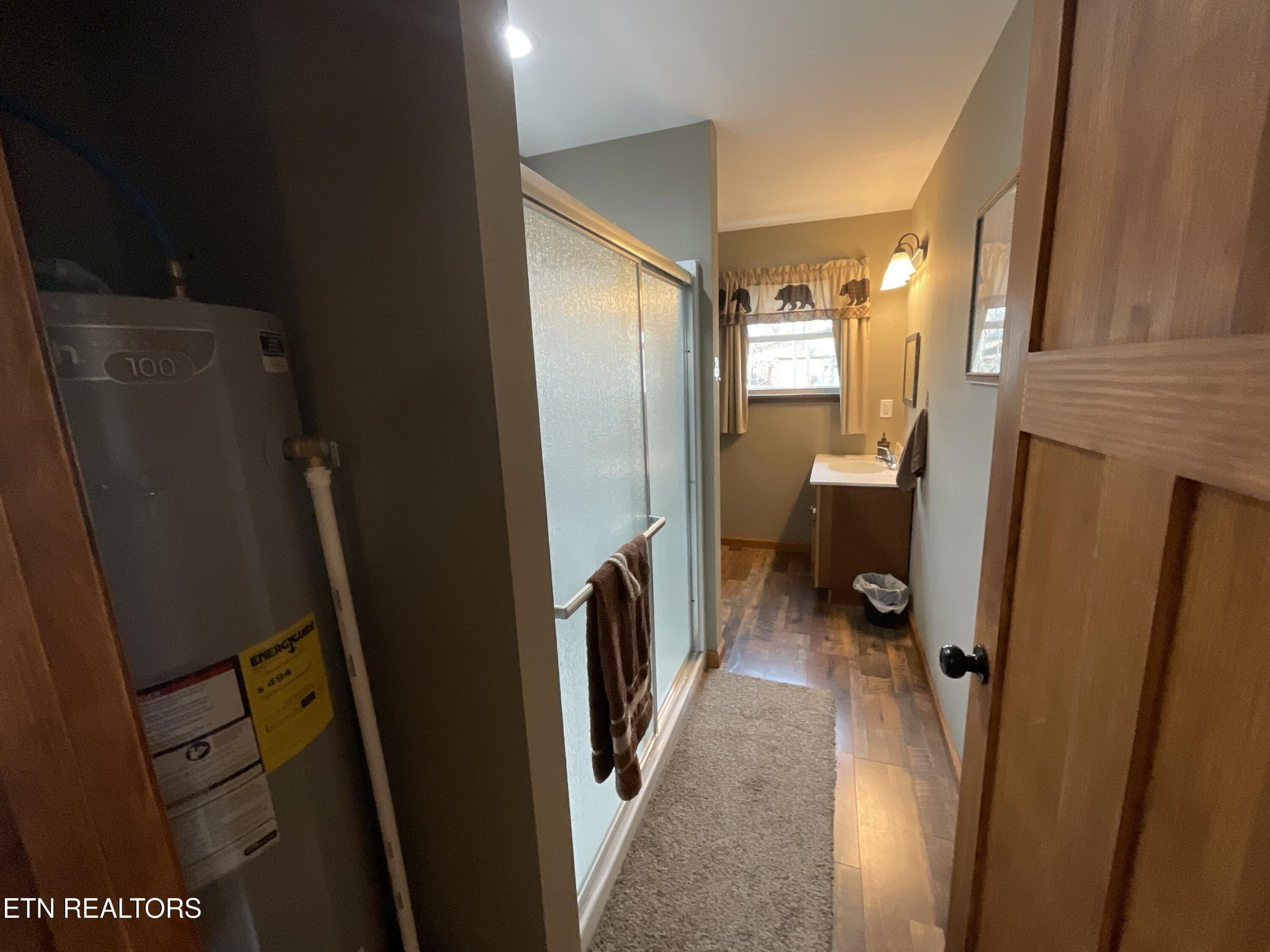 155 Broyles Road Spring City, TN 37381 - Photo 7 of 13 Gallery Image 7