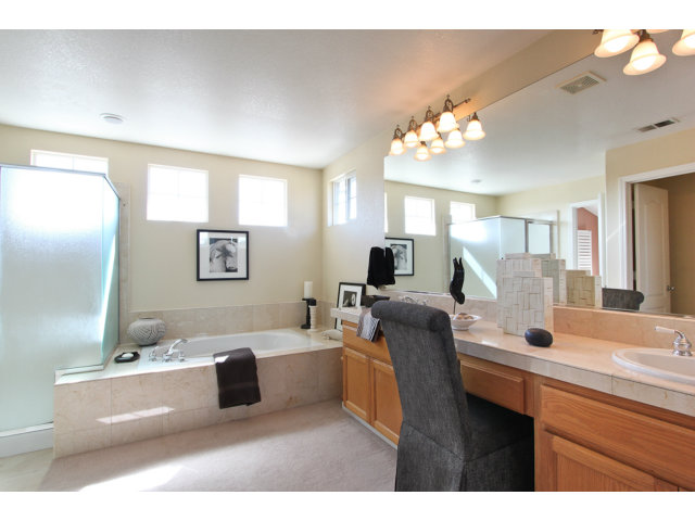 349 Riesling Court Fremont, CA 94539 - Photo 12 of 14 Gallery Image 12