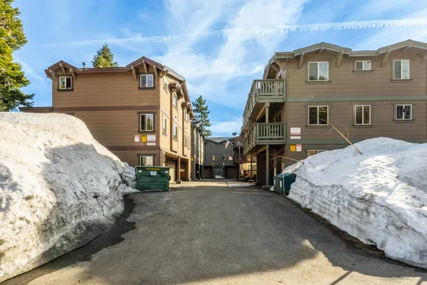 $795,000 | 45 Mountain Boulevard, Unit 1, Mammoth Lakes, CA 93546
