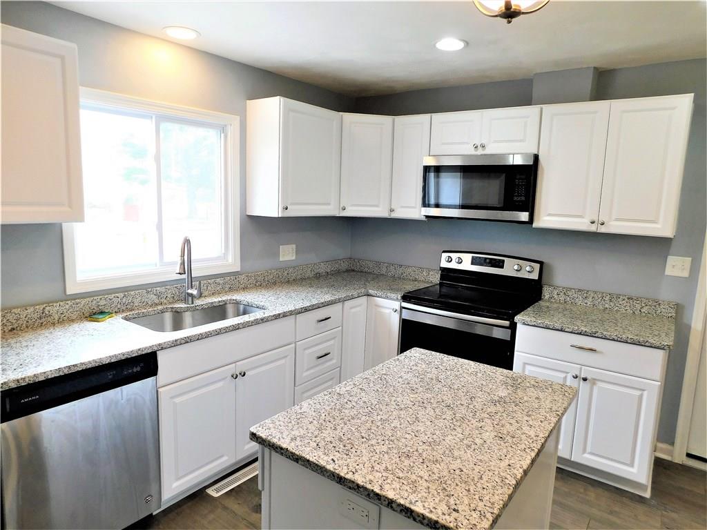 348 Pleasant Valley Road Connellsville, PA 15425 - Photo 10 of 24 Gallery Image 10