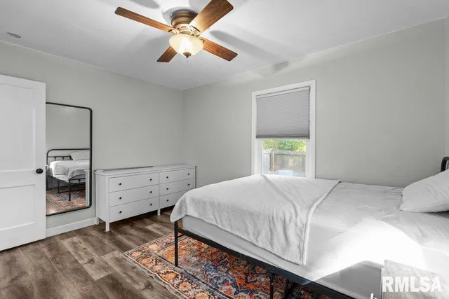 $2,000 | 2612 23rd Avenue, Rock Island, IL 61201