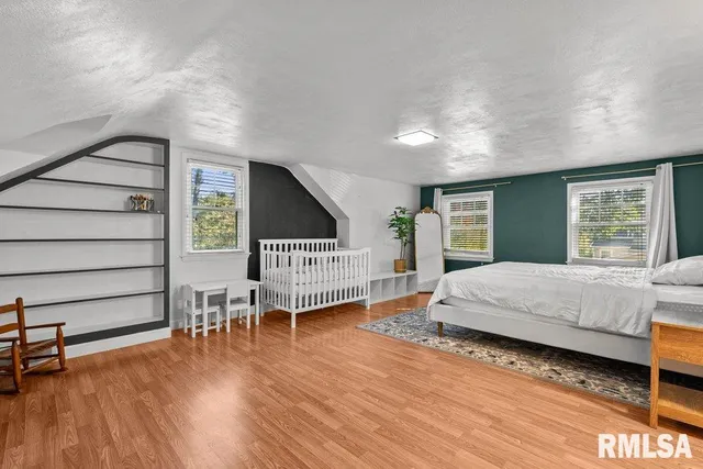 $2,000 | 2612 23rd Avenue, Rock Island, IL 61201