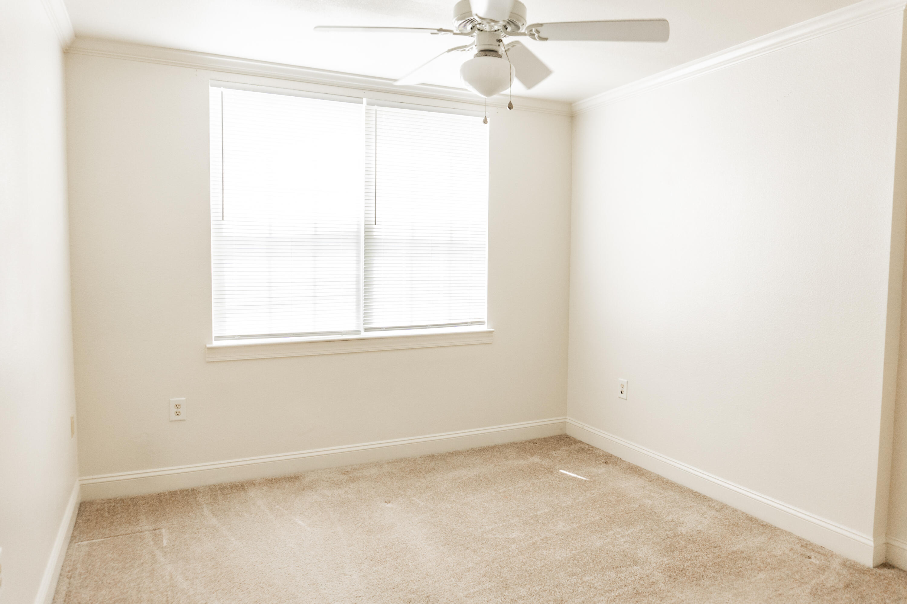 560 Wingspan Way Crestview, FL 32536 - Photo 11 of 18 an empty room with a window