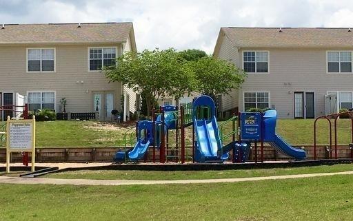 560 Wingspan Way Crestview, FL 32536 - Photo 17 of 18 a view of outdoor space