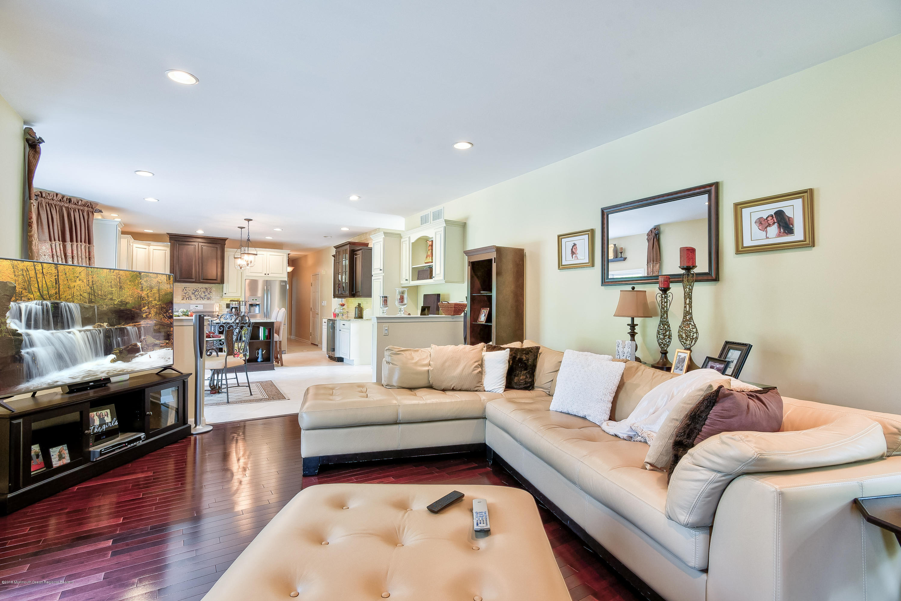 896 Farmingdale Road Jackson, NJ 08527 - Photo 12 of 27 E5B84FAC-3BAA-45DF-B2D6-3BBE8893D387