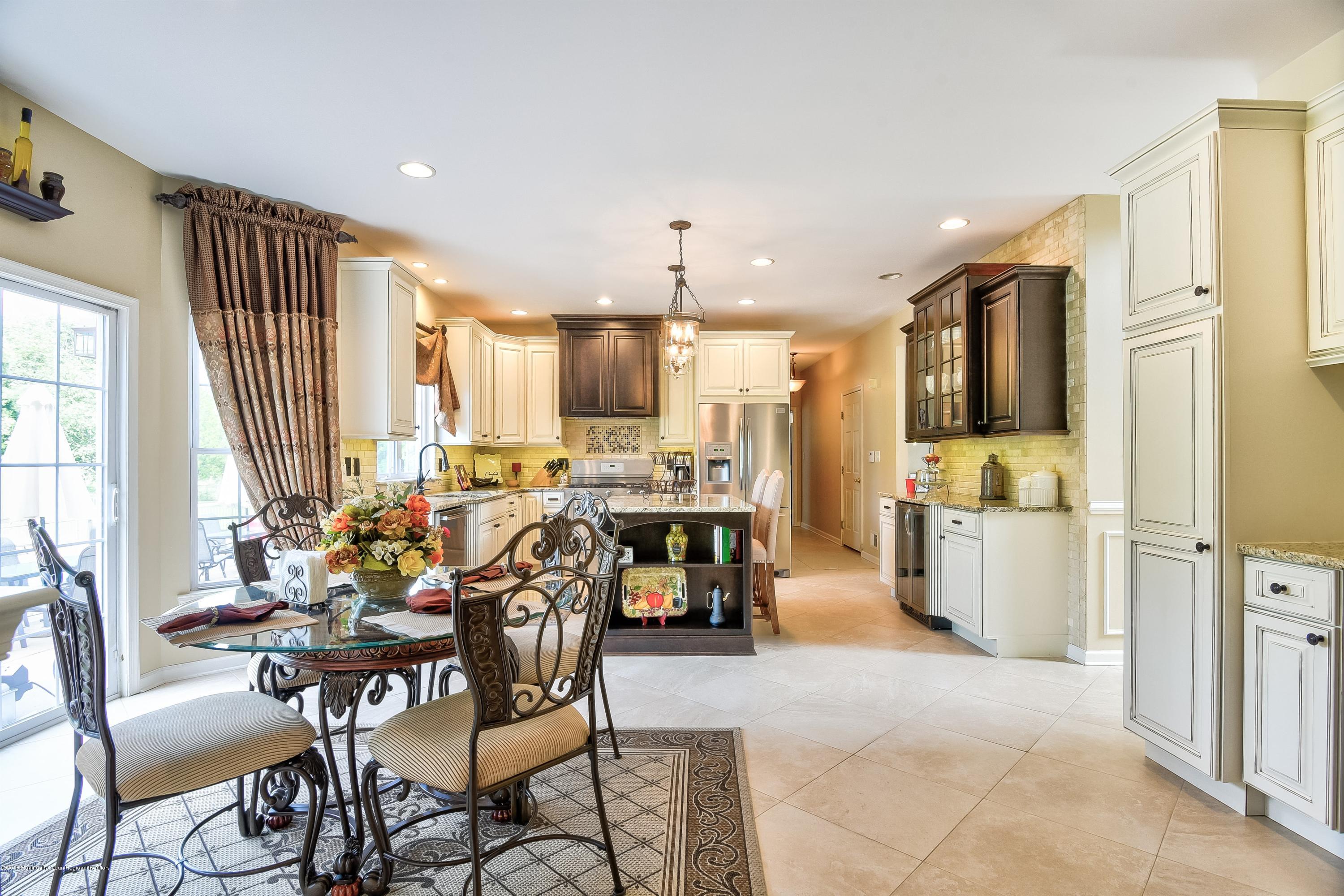 896 Farmingdale Road Jackson, NJ 08527 - Photo 9 of 27 422950EF-6474-4EF9-8371-AD5B08F0871B