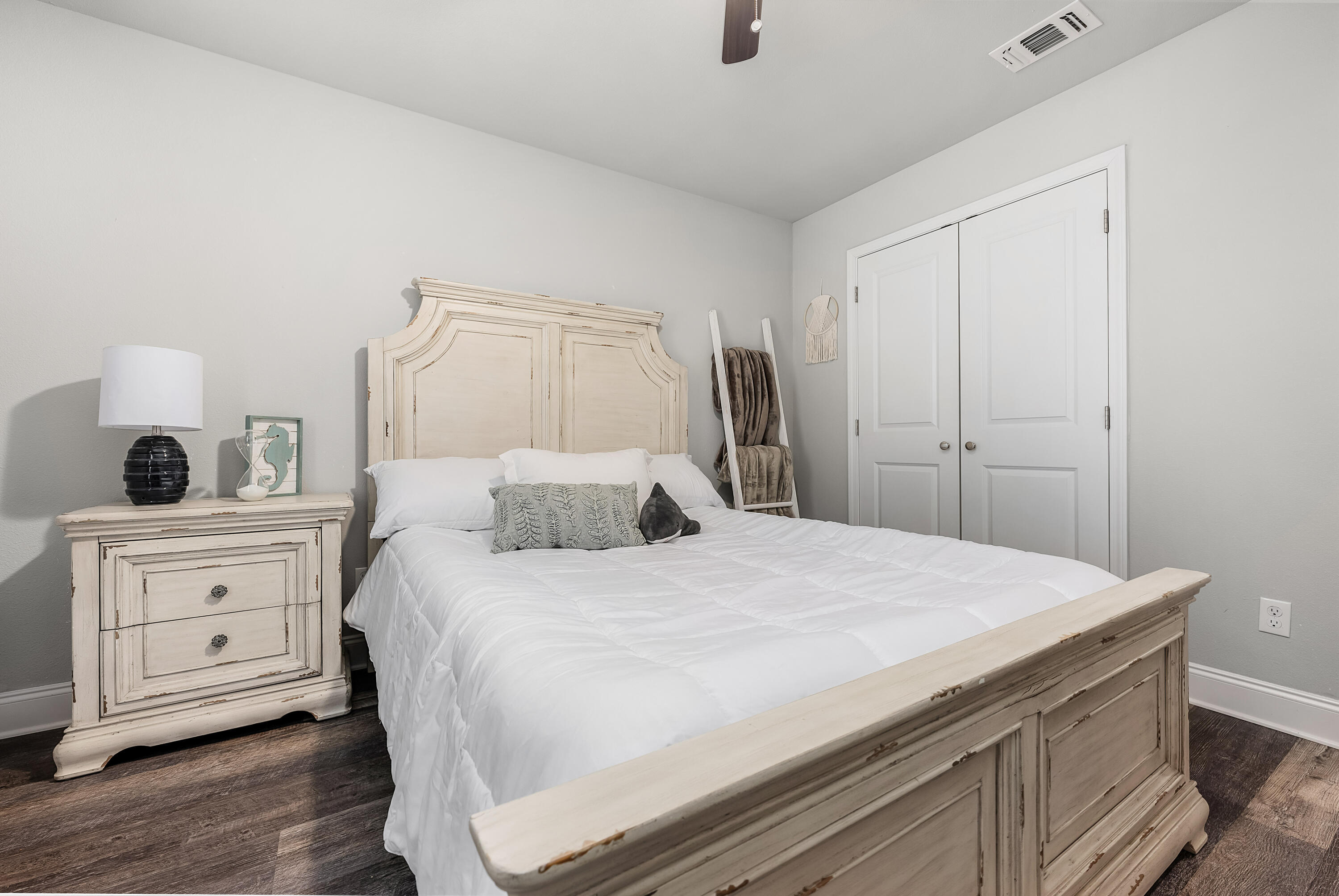 820 Hilltop Road Mary Esther, FL 32569 - Photo 8 of 47 a bedroom with a bed and a dresser