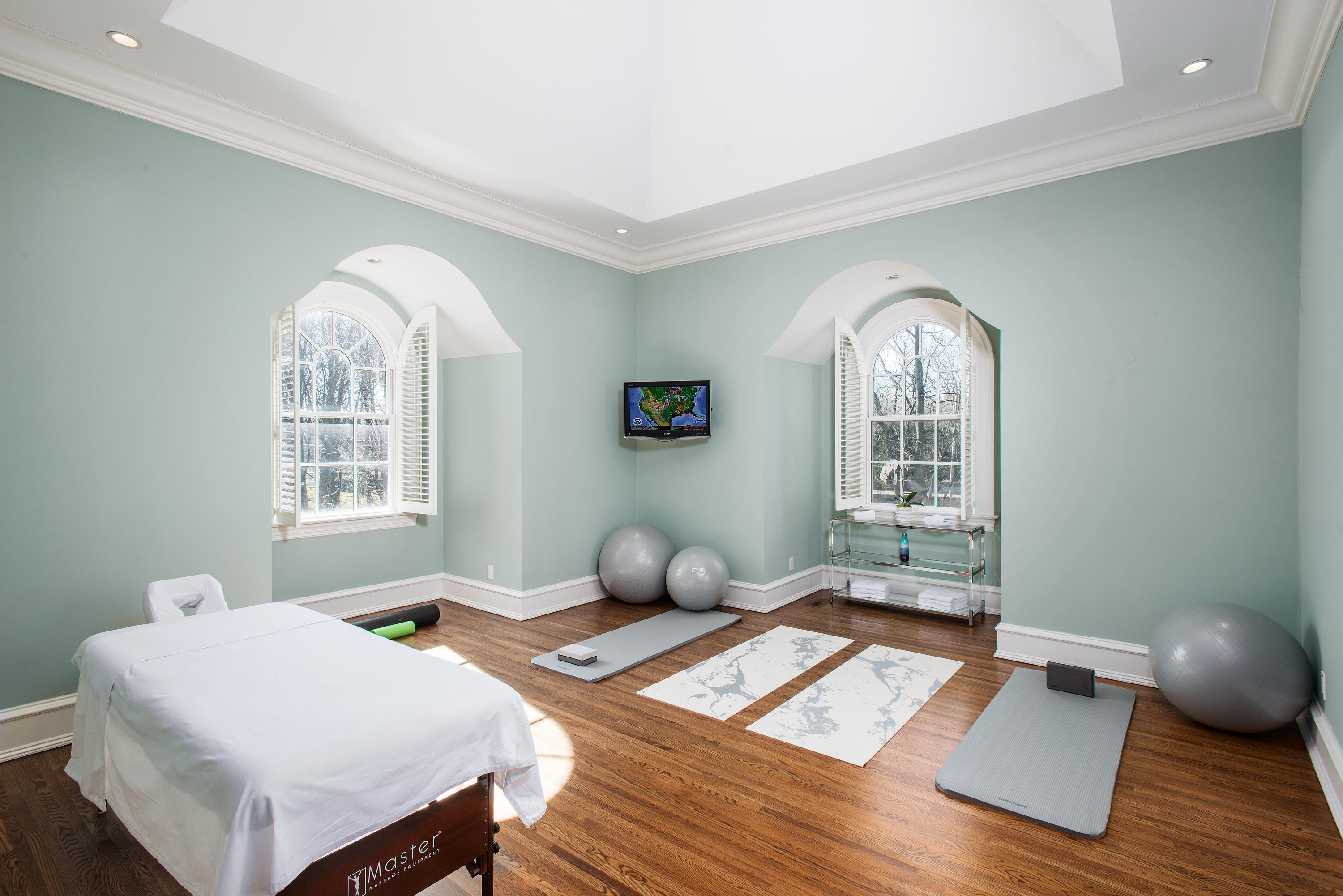 65 Clapboard Ridge Road Greenwich, CT 06830 - Photo 25 of 36 a workspace with furniture and a window