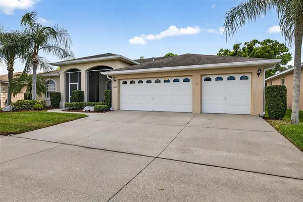 $525,000 | 3819 Salida Del Sol Drive, Sun City Center, FL 33573