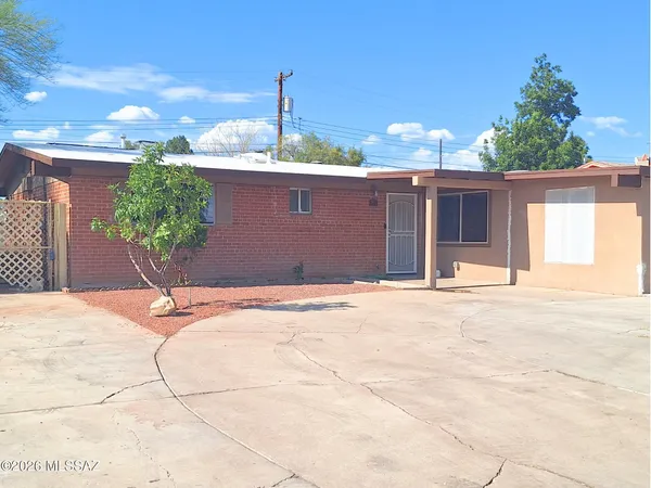 $275,000 | 2034 West Amy Drive, Tucson, AZ 85705