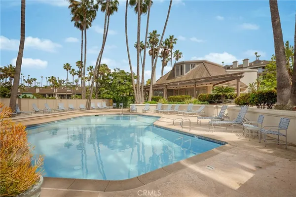 $3,325,000 | 15 Sea Cove Lane, Newport Beach, CA 92660