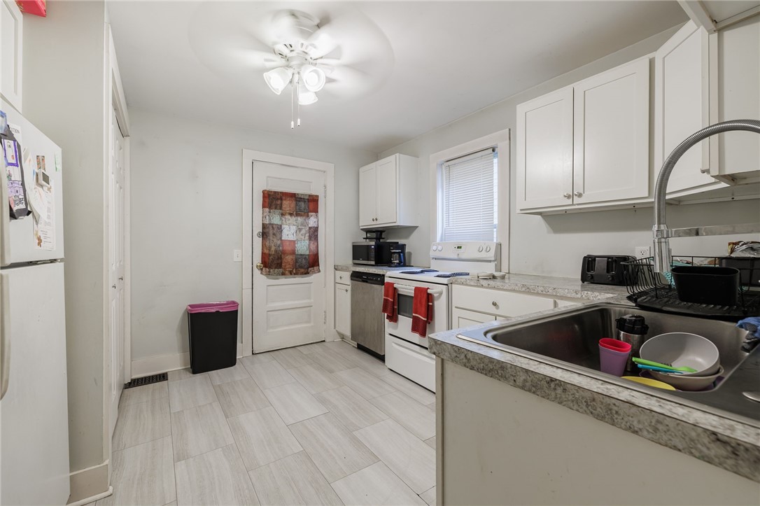 28 Raymond Street Rochester, NY 14620 - Photo 7 of 28 28 Raymond Updated Kitchen