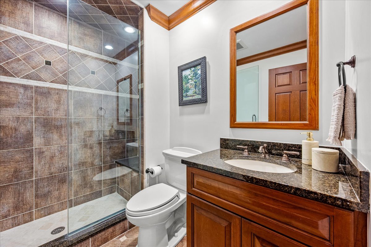 110 East Sheridan Road Lake Bluff, IL 60044 - Photo 14 of 44