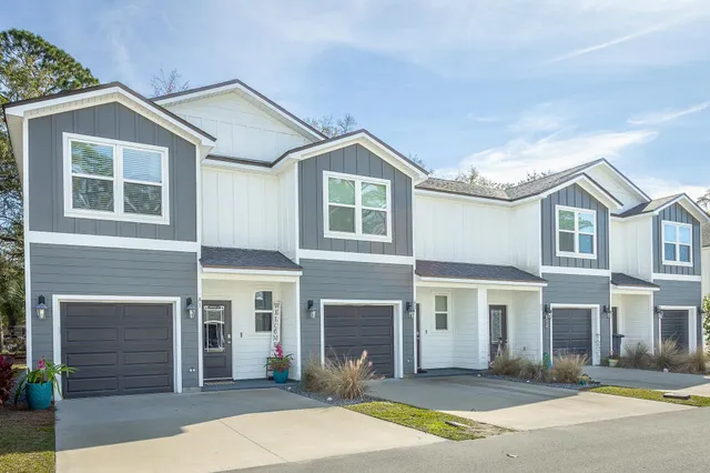 $299,900 | 270 The Prado, Unit A1, Apalachicola, FL 32320
