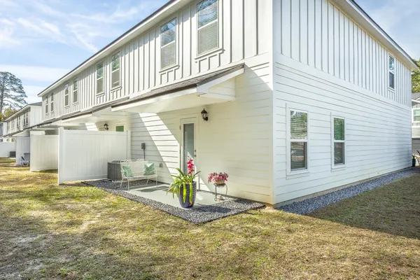 $299,900 | 270 The Prado, Unit A1, Apalachicola, FL 32320