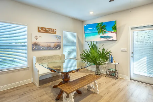 $299,900 | 270 The Prado, Unit A1, Apalachicola, FL 32320