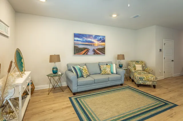 $299,900 | 270 The Prado, Unit A1, Apalachicola, FL 32320