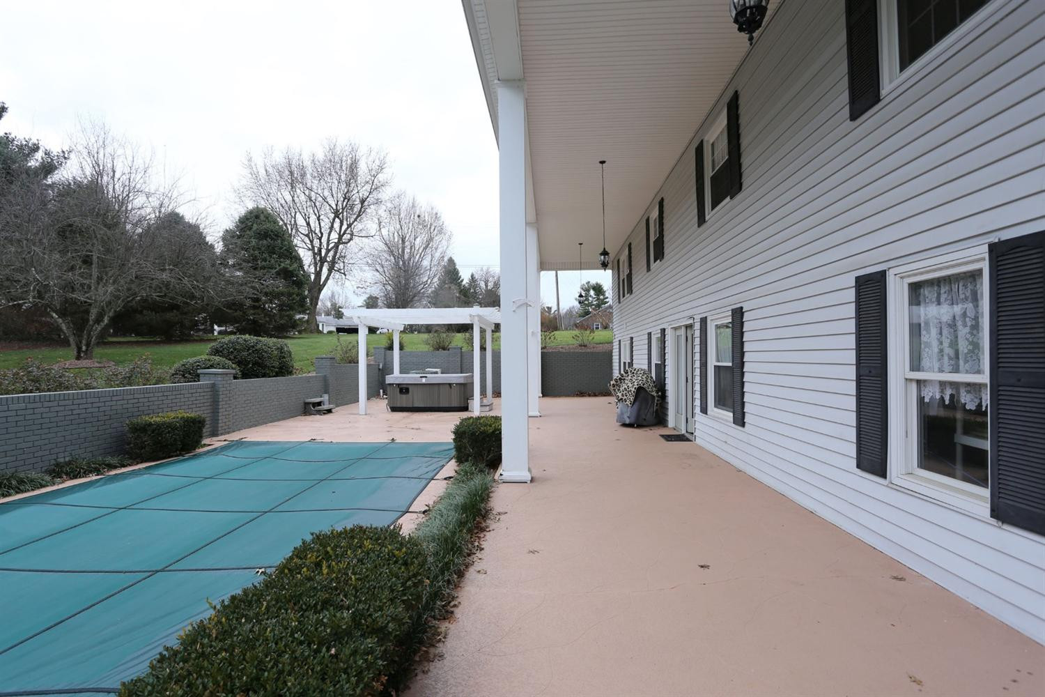 2702 Westmorland Road Lexington, KY 40510 - Photo 53 of 56 Photo 53