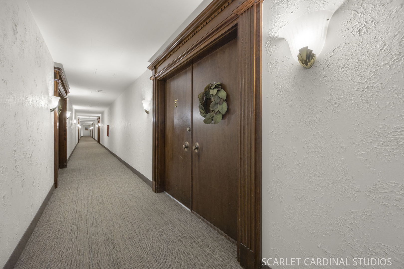 453 Raintree Drive, Unit 4D Glen Ellyn, IL 60137 - Photo 3 of 22