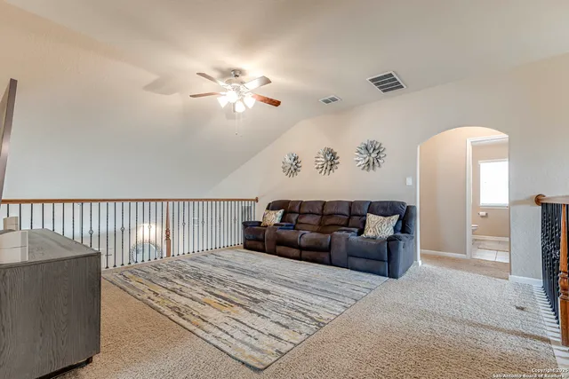 $2,650 | 24735 Buck Creek, San Antonio, TX 78255