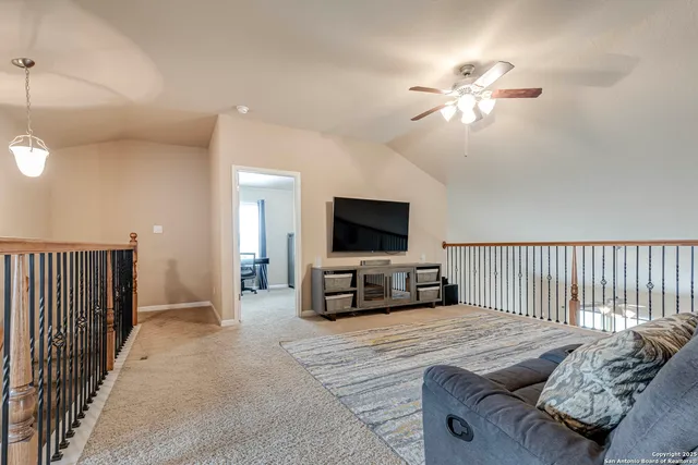 $2,650 | 24735 Buck Creek, San Antonio, TX 78255