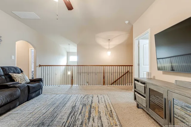 $2,650 | 24735 Buck Creek, San Antonio, TX 78255