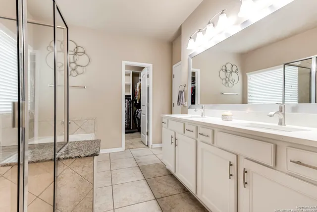 $2,650 | 24735 Buck Creek, San Antonio, TX 78255