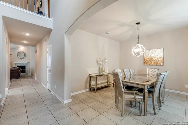 $2,650 | 24735 Buck Creek, San Antonio, TX 78255