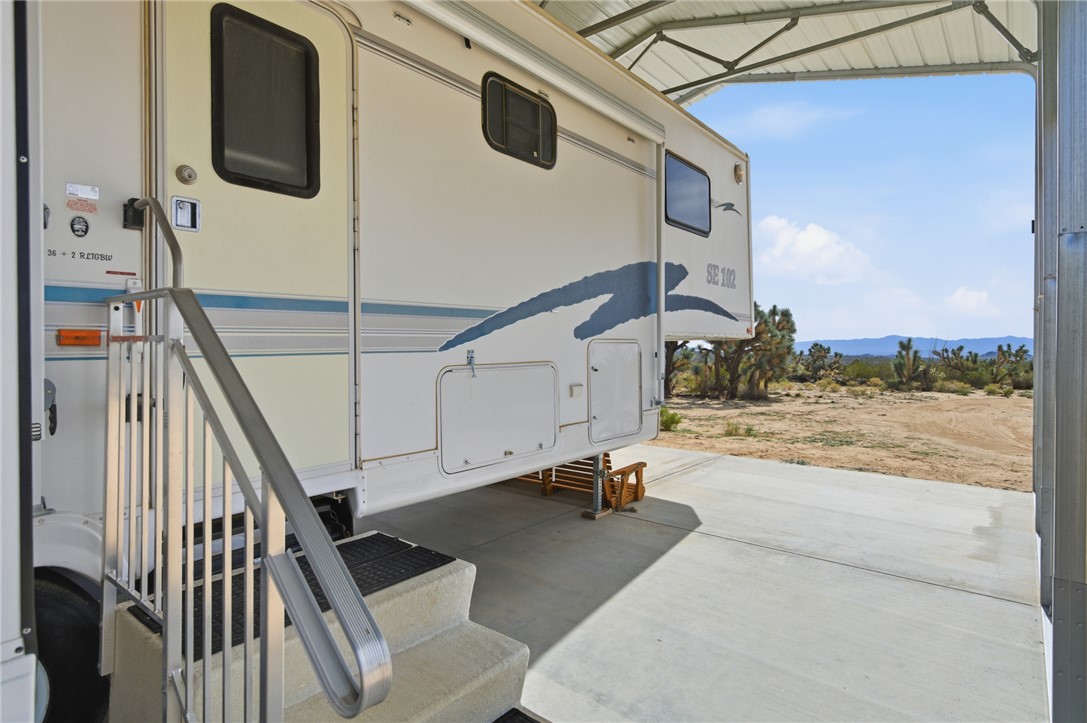 11964 Sherry Road Yucca, AZ 86438 - Photo 2 of 38 Patio
