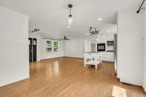 $514,000 | 138 Carriage Drive, Nashville, TN 37221
