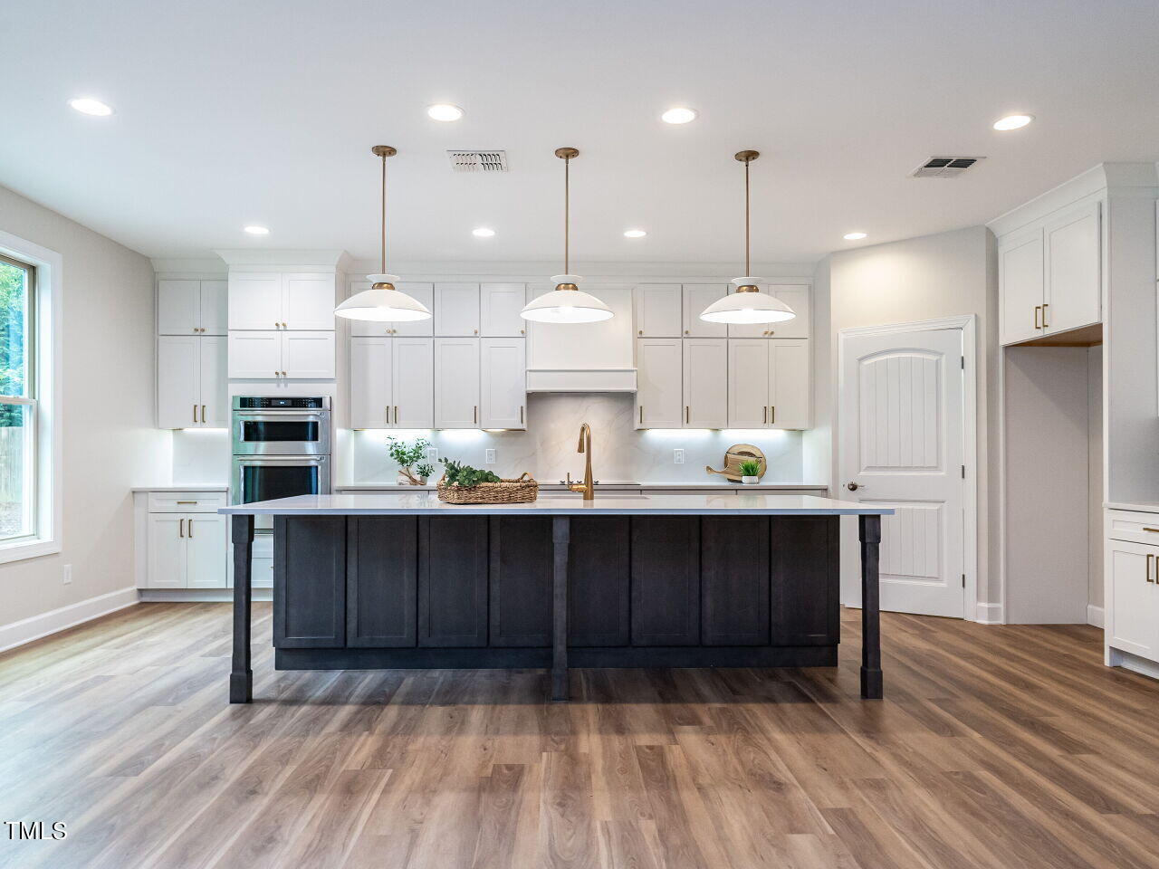 121 Inwood Forest Drive Raleigh, NC 27603 - Photo 4 of 55 Kitchen