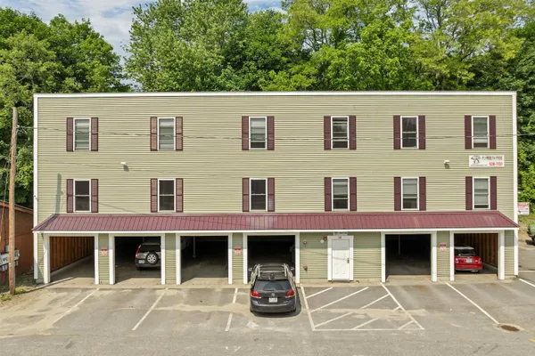 $3,400,000 | 28-29 &42 Railroad & Main Square, Plymouth, NH 03264