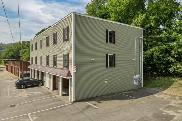$3,400,000 | 28-29 &42 Railroad & Main Square, Plymouth, NH 03264