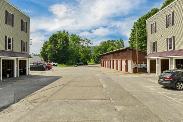 $3,400,000 | 28-29 &42 Railroad & Main Square, Plymouth, NH 03264