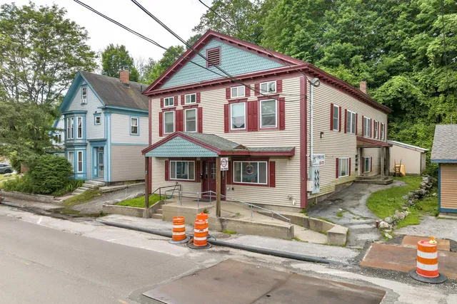 $3,400,000 | 28-29 &42 Railroad & Main Square, Plymouth, NH 03264