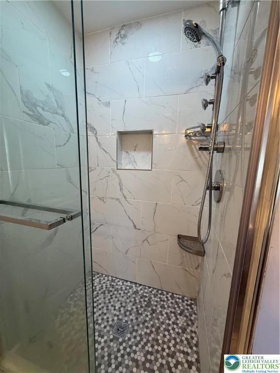 4141 Walter Road Bethlehem, PA 18020 - Photo 26 of 34 a bathroom with a shower
