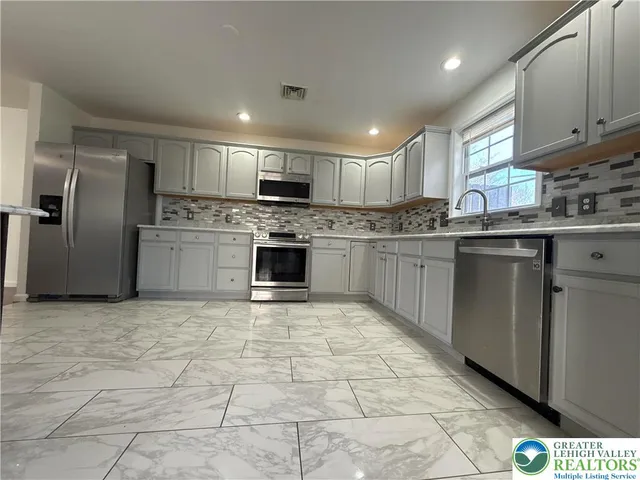 $475,000 | 4141 Walter Road, Bethlehem, PA 18020